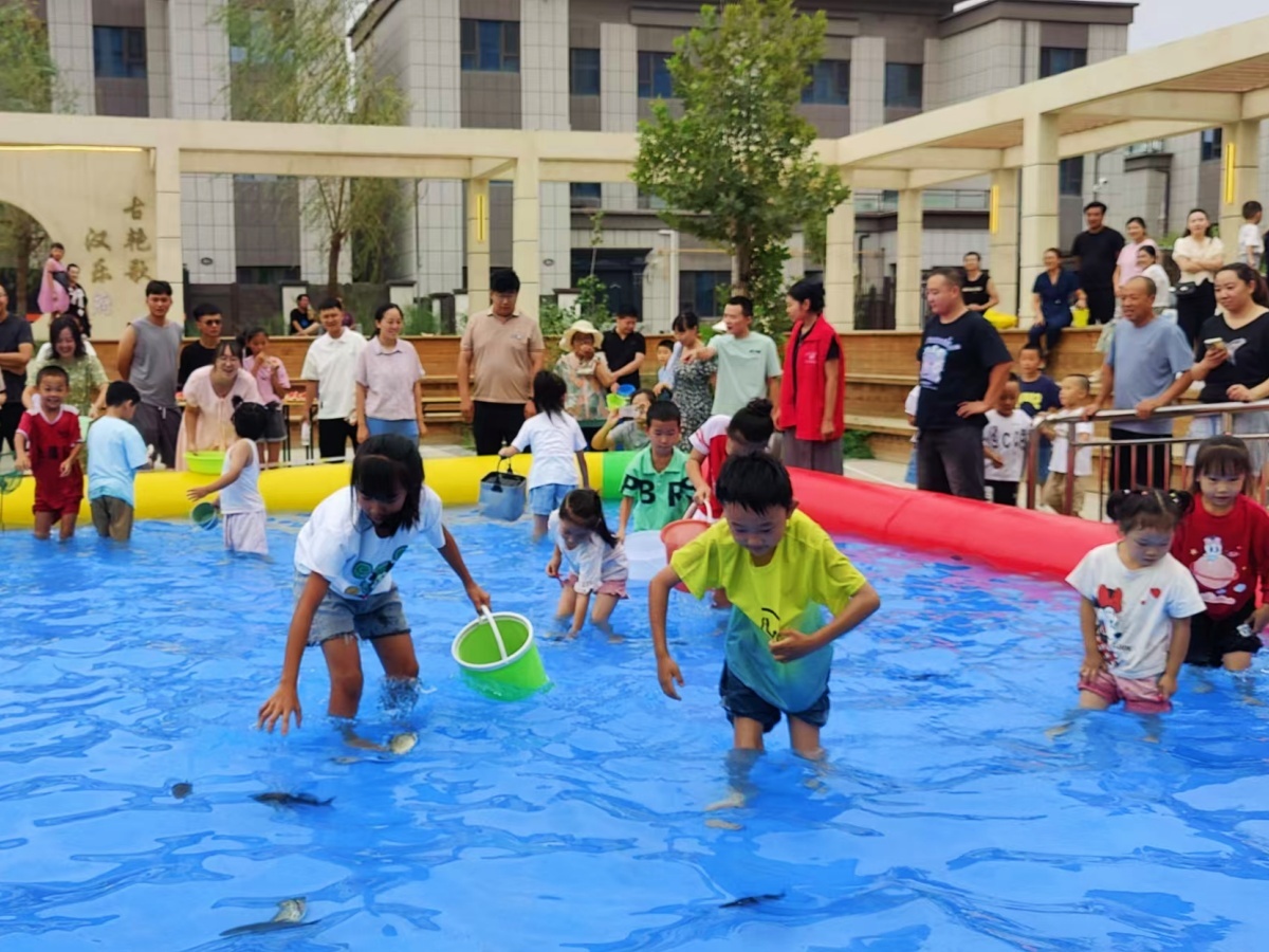 鱼乐捕鱼(鱼乐捕鱼游戏超级礼包双击玩游戏大厅入口任务org)